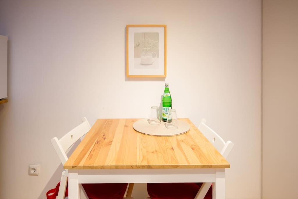 Apartment Wilhelmstr Fuer Bis Zu 3 Personen Brühl エクステリア 写真